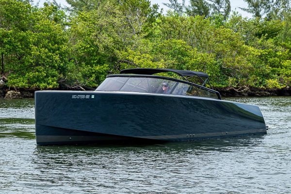 2013-vandutch-40-power-10225814-20260619103735153-3